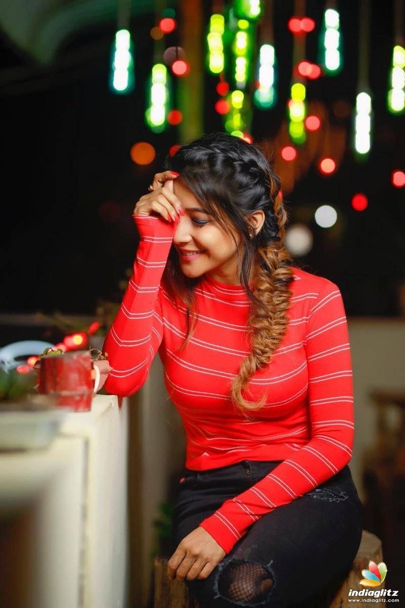 Sakshi Agarwal Photo Actress photo, image, gallery