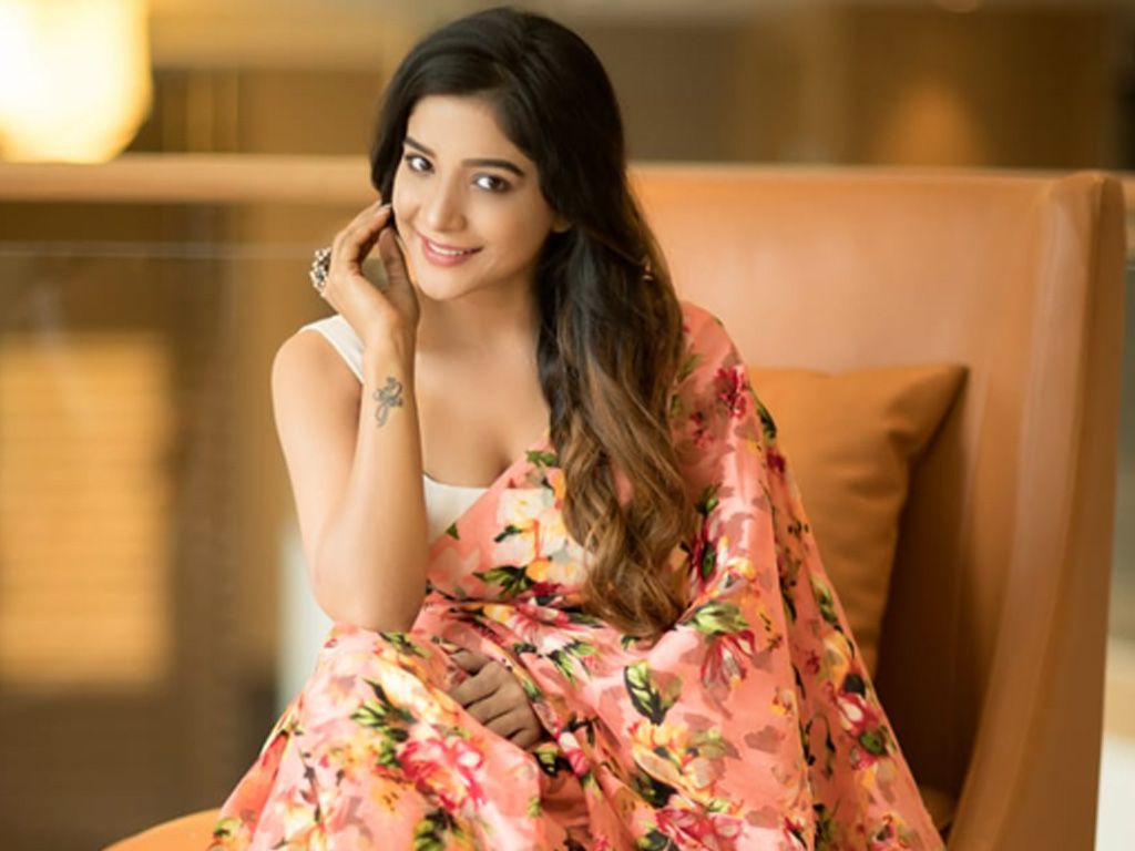Sakshi Agarwal HQ Wallpaper. Sakshi Agarwal Wallpaper