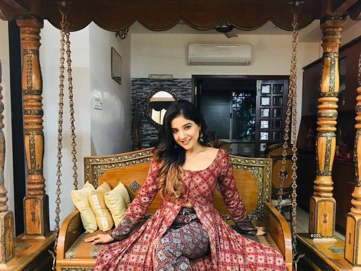Bigg Boss Tamil 3: Unknown facts about Sakshi Agarwal. The Times