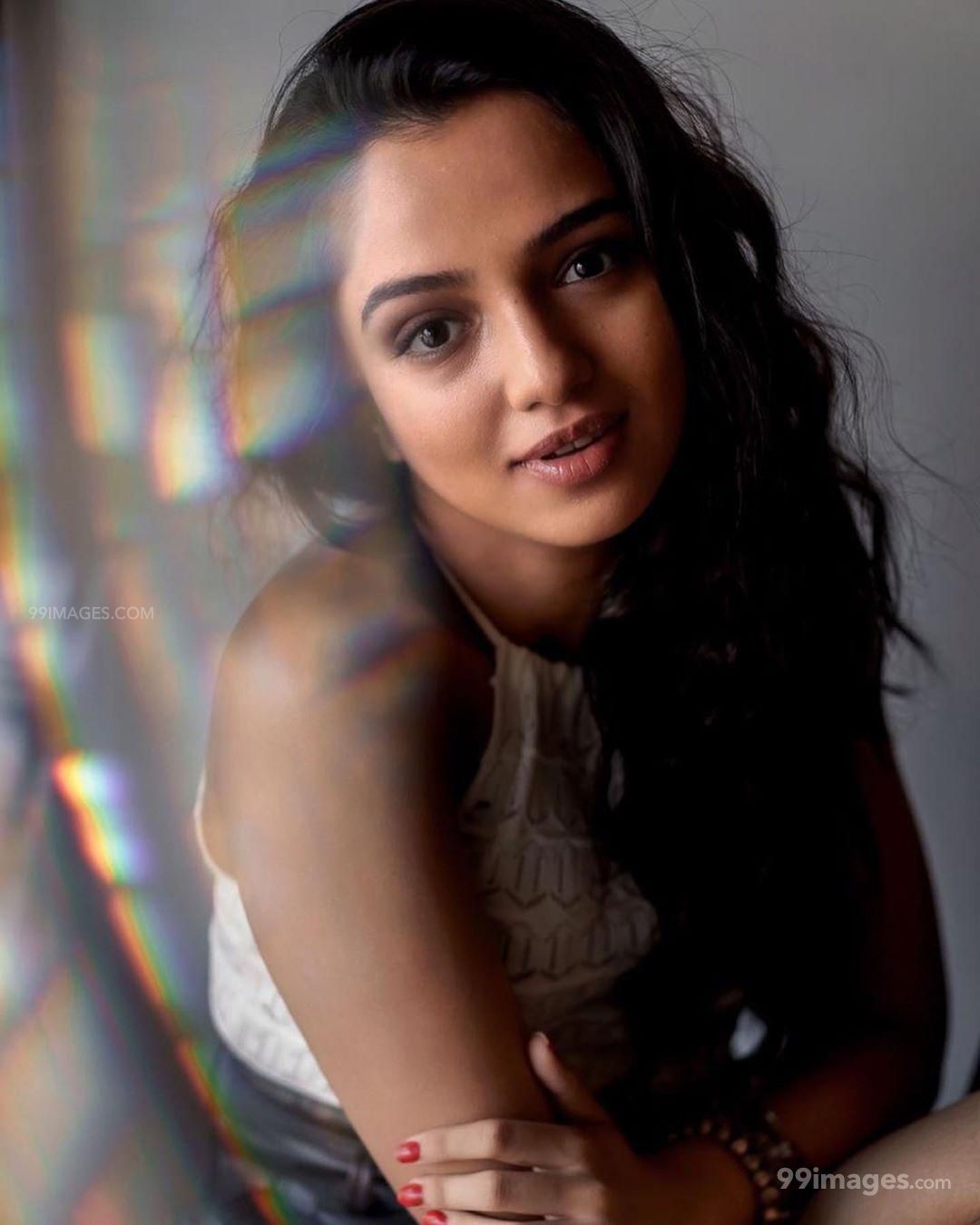 Ahsaas Channa Image, HD Photo (1080p), Wallpaper