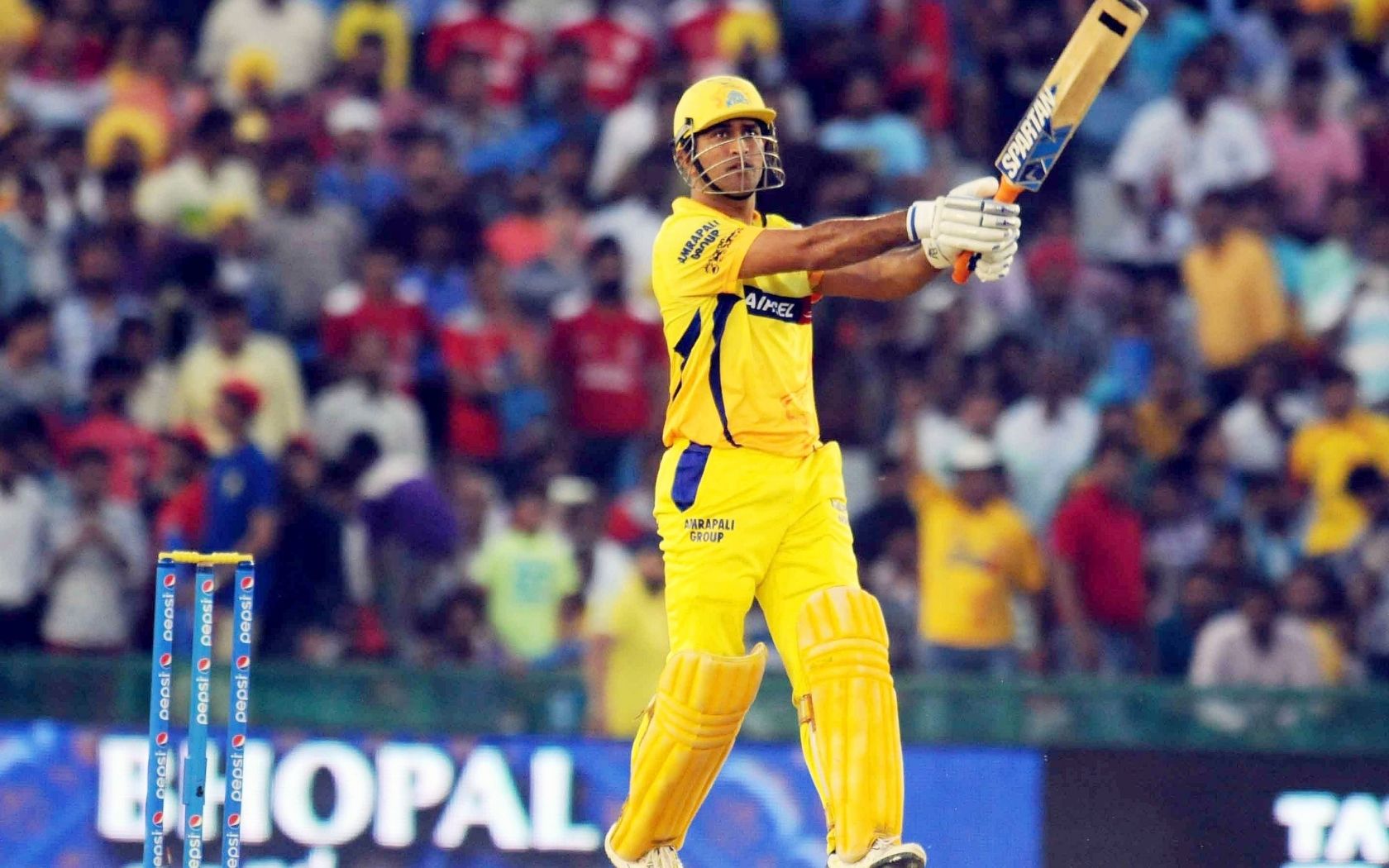 Free download MS Dhoni in CSK IPL Match Wallpapers HD Wallpapers