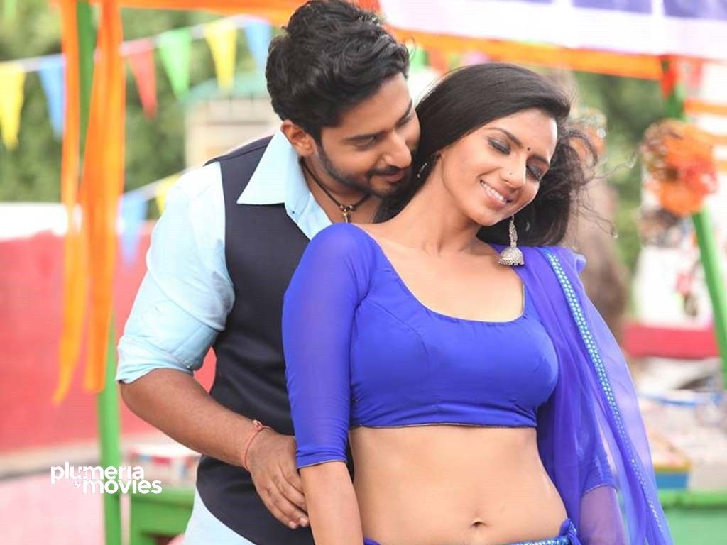 Shruthi Hariharan Hot n Sizzling Photo