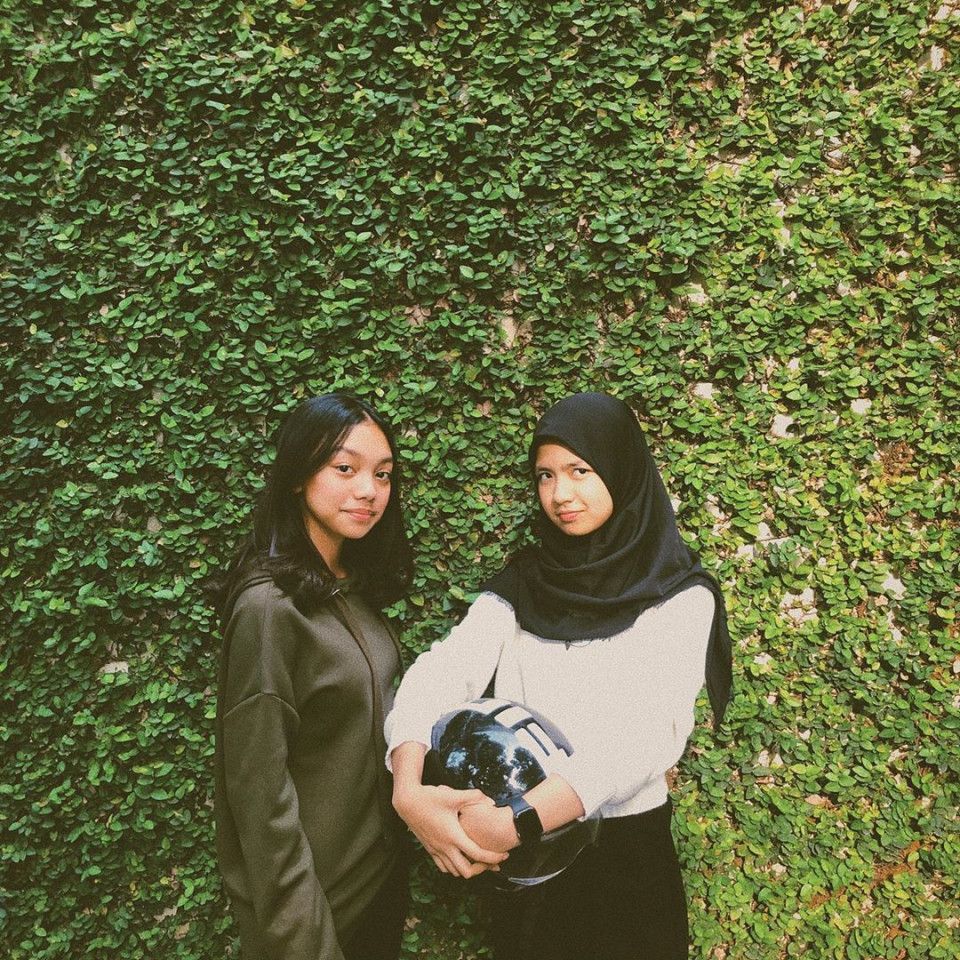 Hiburan. Jadi Sahabat di Film, 10 Potret Kompak Naura dan Nashwa