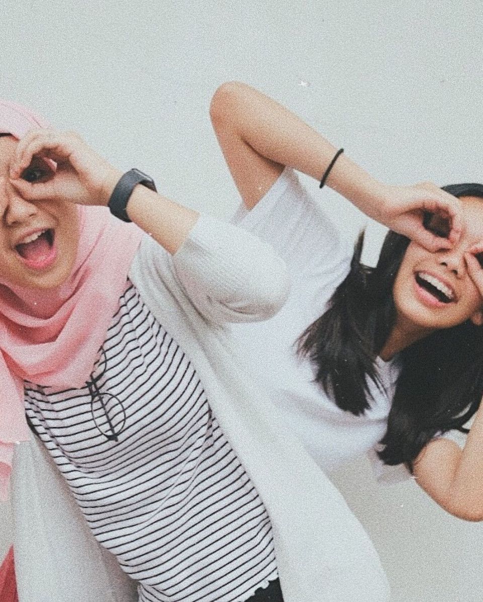 Hiburan. Jadi Sahabat di Film, 10 Potret Kompak Naura dan Nashwa