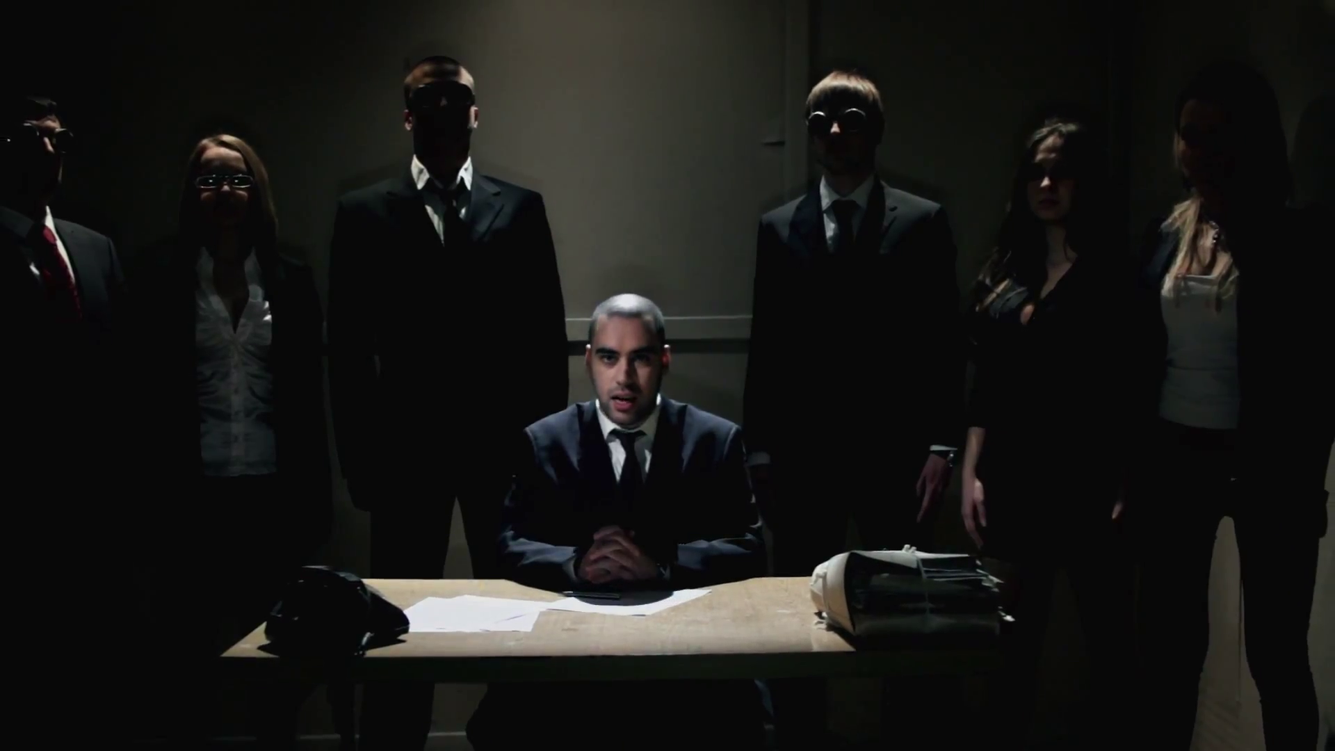 SLIM is dressed like businessmen Desktop wallpaper 1920x1080