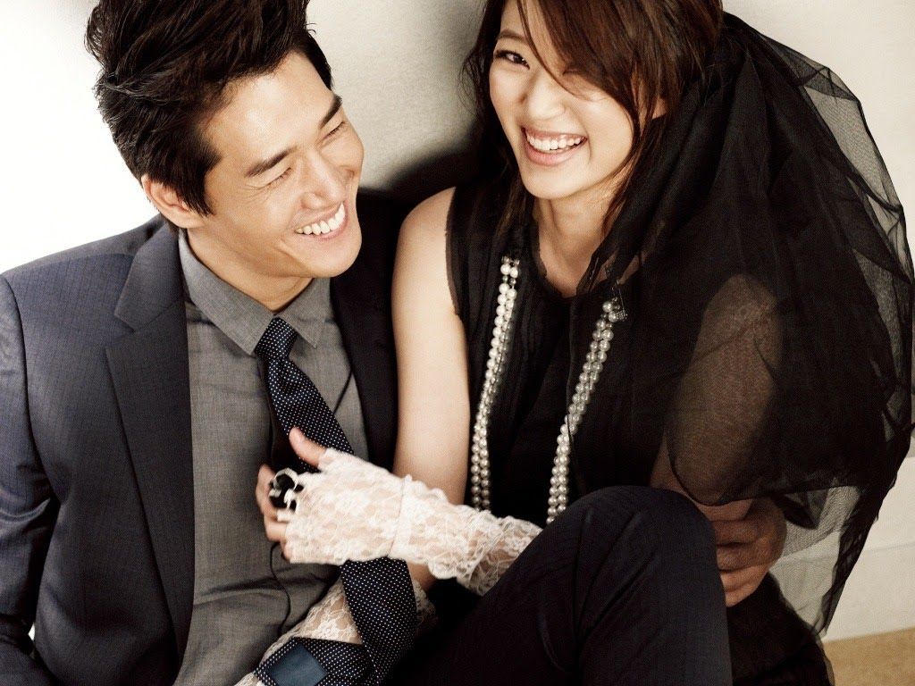 korea star fashion: Yoo Ji Tae & fiancée Kim Hyo Jin pose