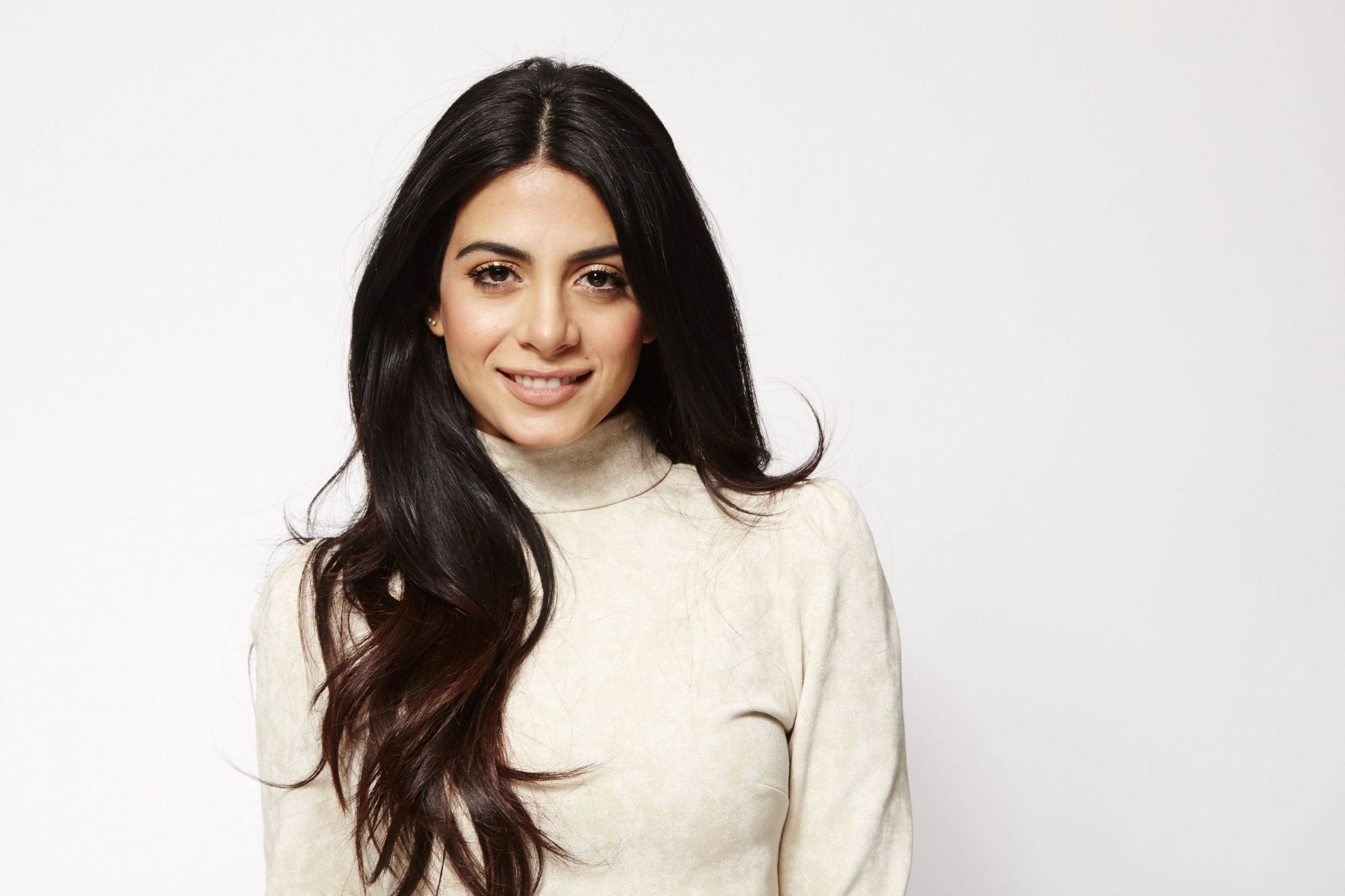 Emeraude Toubia HD Wallpaper and Background Image