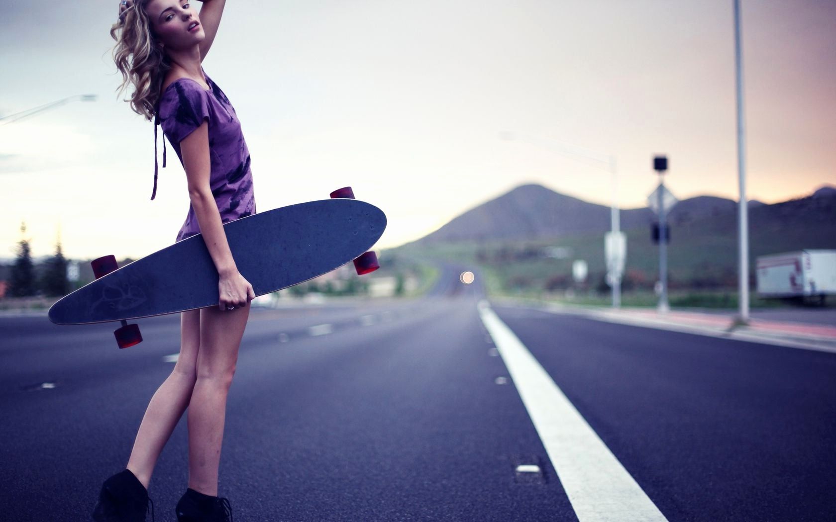 Best Of Girl Skateboarding Wallpaper This Month