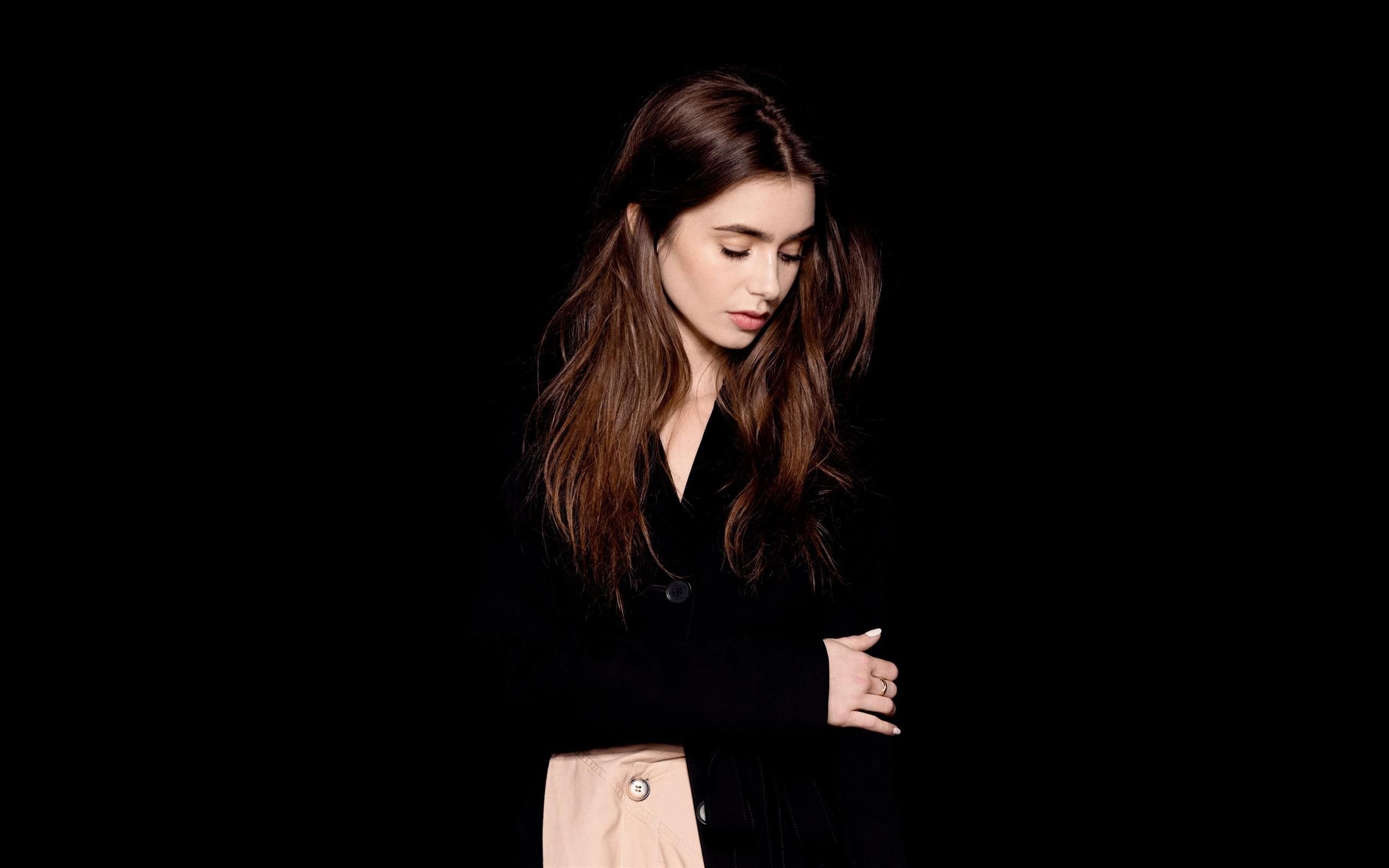 lily collins the observer photohoot MacBook Air Wallpaper