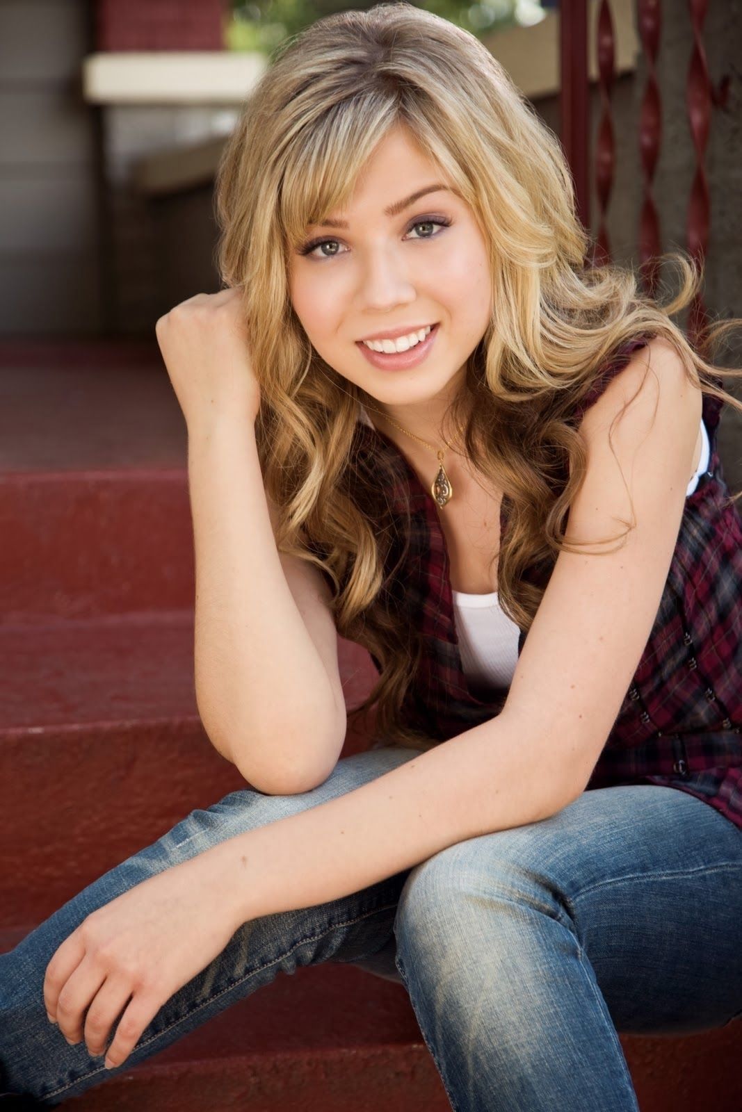 Jennette McCurdy HD Wallpaper Free Download. Jennette mccurdy