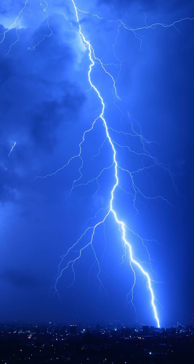 source tr3slikes lightning photography, storm wallpaper on aesthetic lightning wallpapers