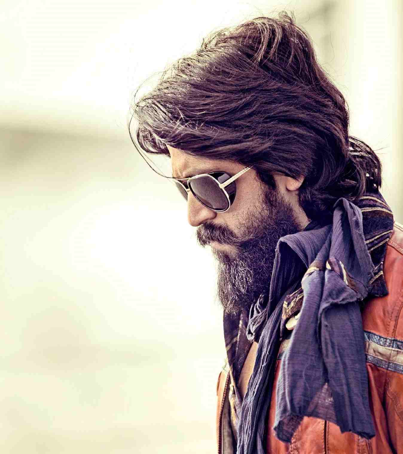 KGF hero Yash's father continues to be a bus driver to date!