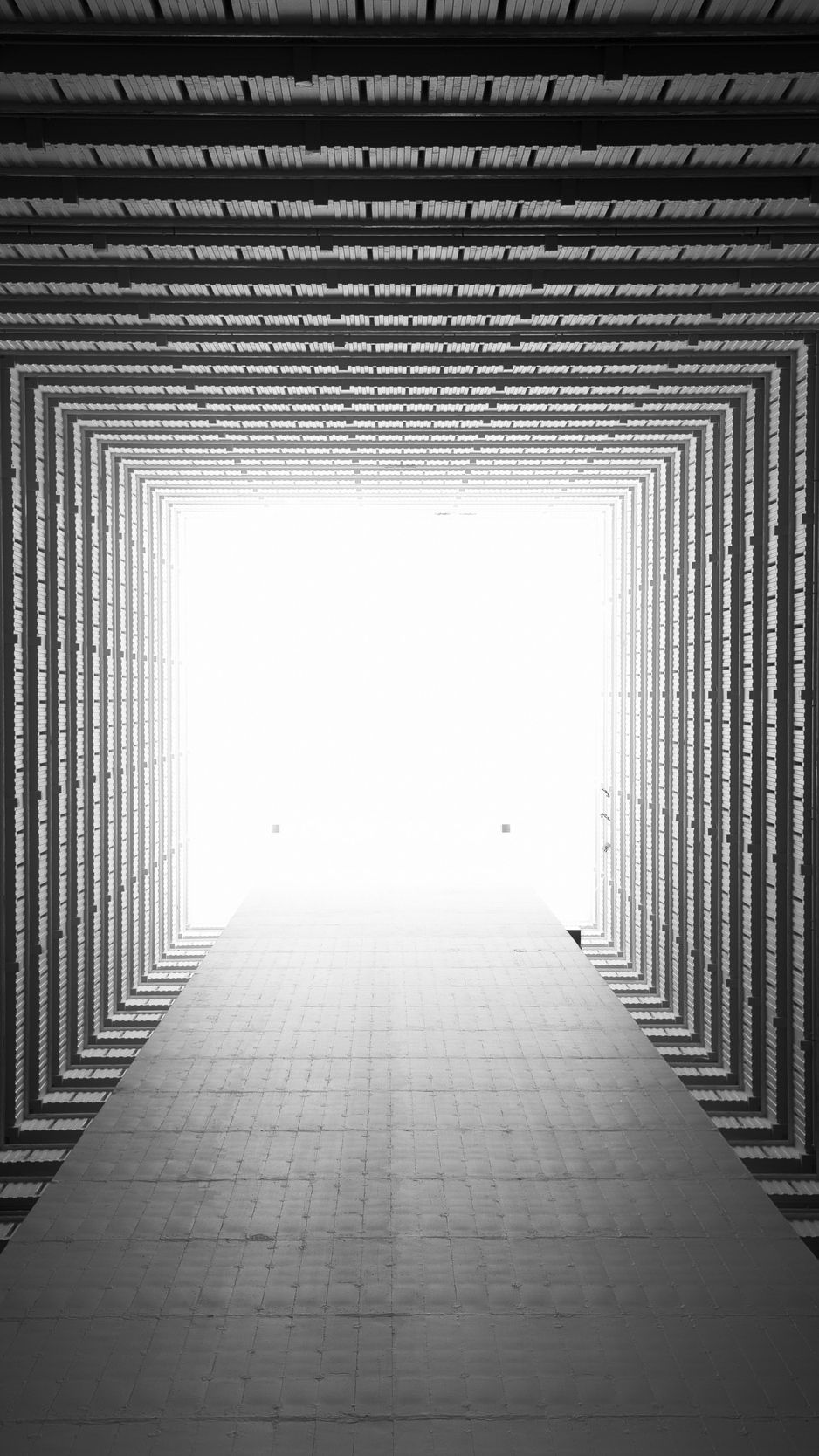 Download wallpaper 938x1668 corridor, symmetry, geometry