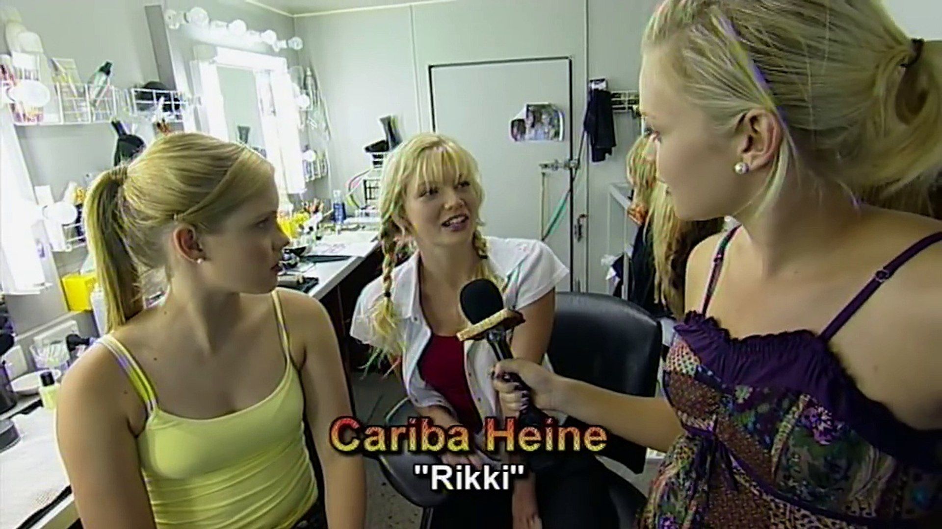 Interview with Mermaid Rikki // H2O JUST ADD WATER // official H2O