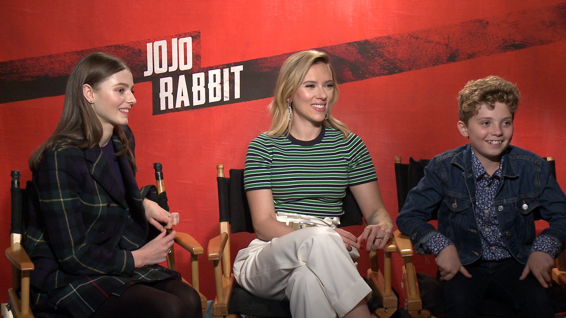 Jojo Rabbit: Scarlett Johansson, Thomasin McKenzie and Roman