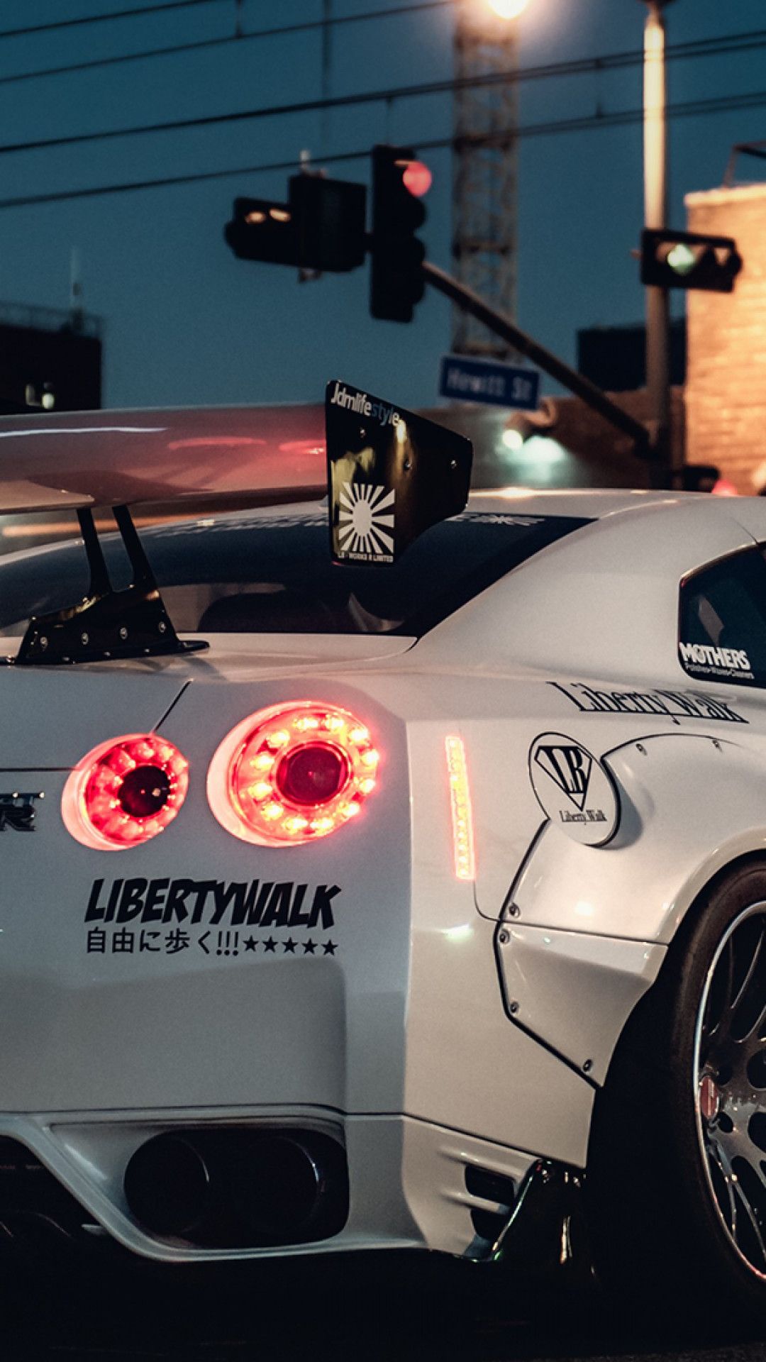 GTR Wallpaper iPhone