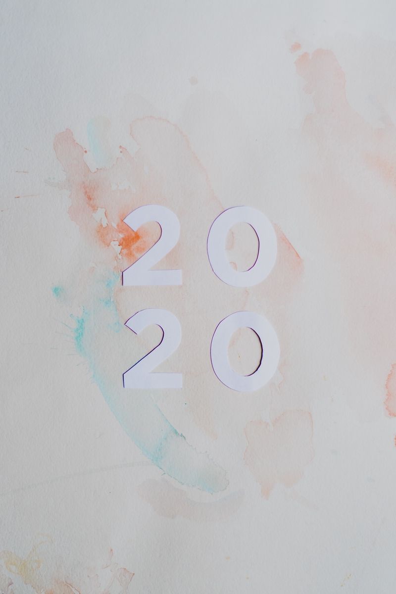 Download wallpaper 800x1200 new year, numbers, spots, stains