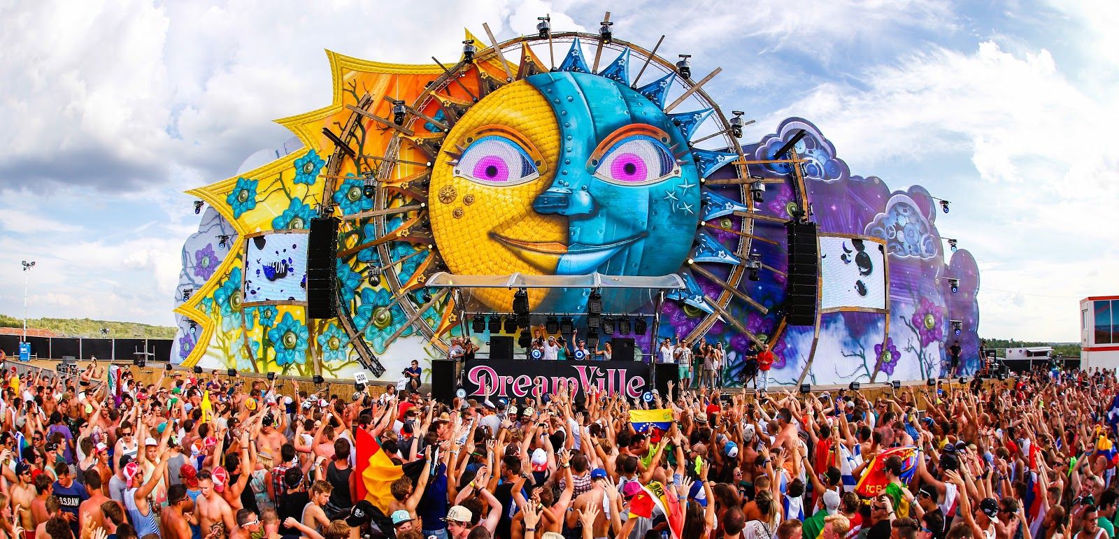 Tomorrowland Festival HD Wallpaper Sol Y Luna, HD