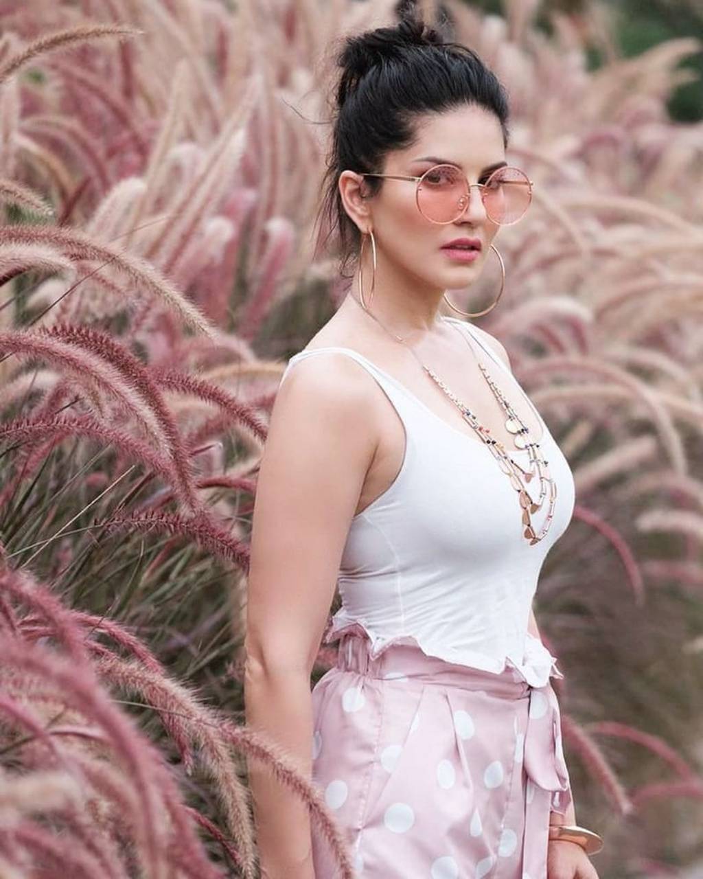Sunny Leone wallpaper