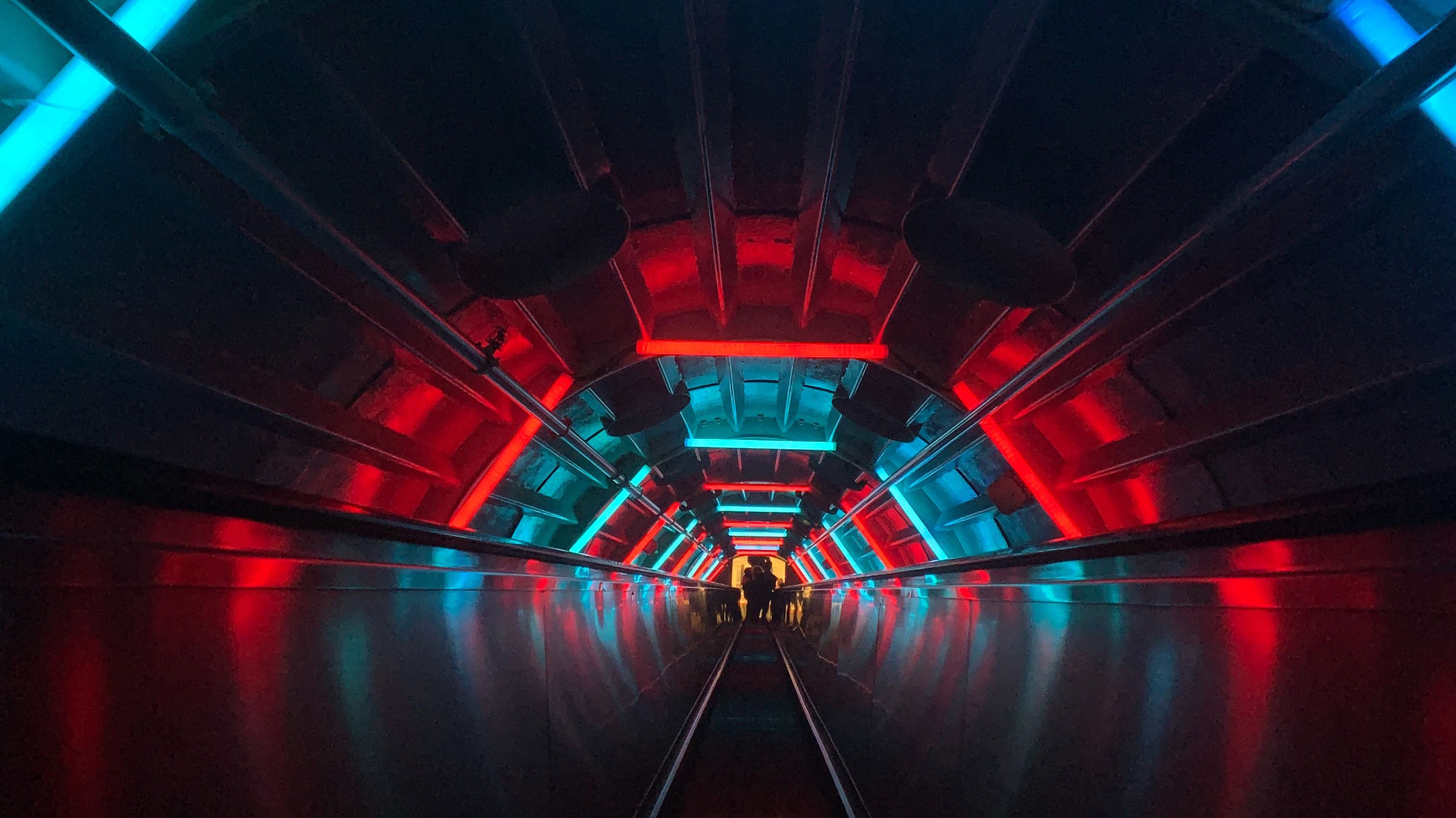 Escalator Tunnel Dark Neon, HD Photography, 4k Wallpapers, Image