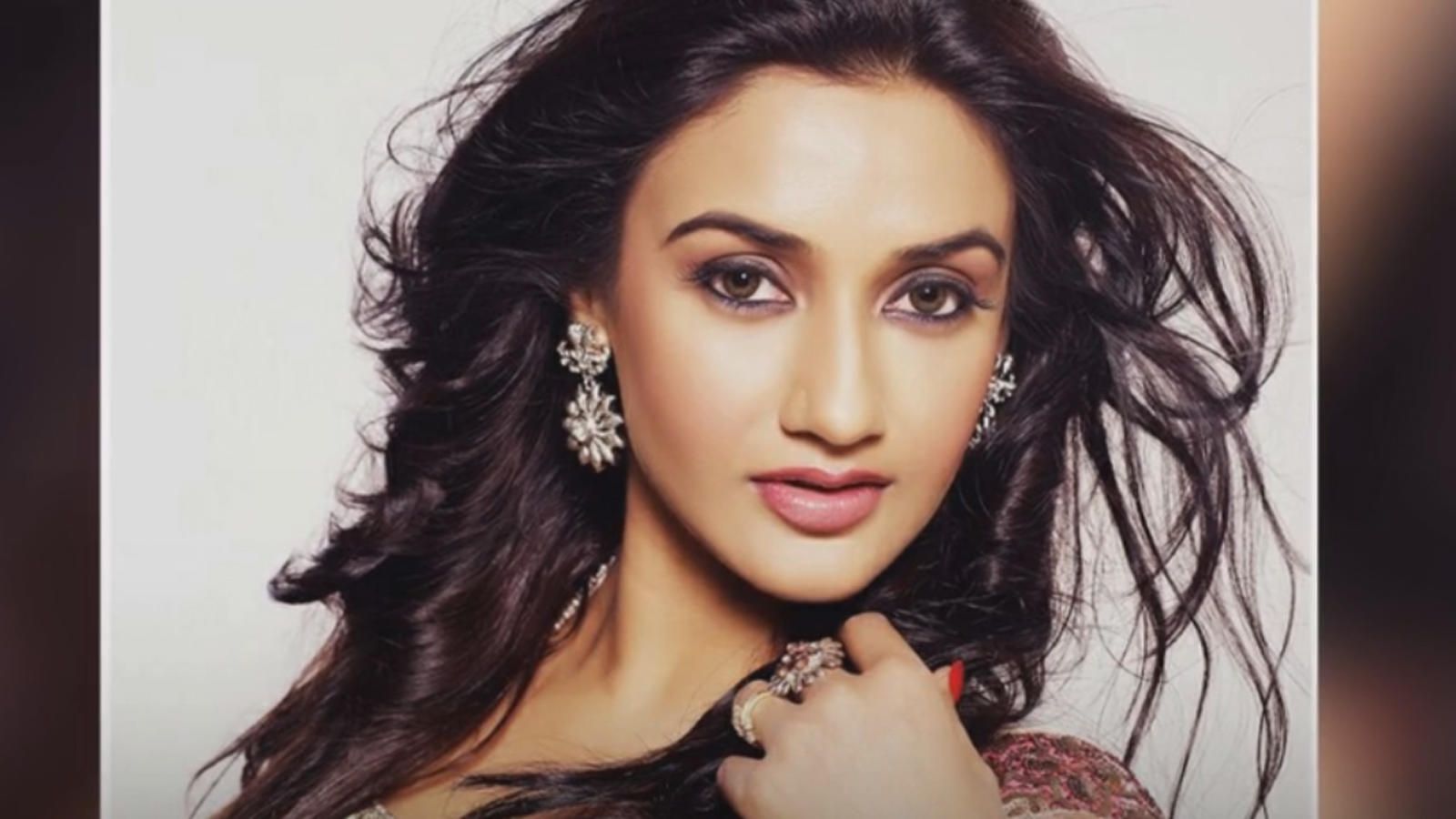 Rati Pandey Wallpapers - Wallpaper Cave