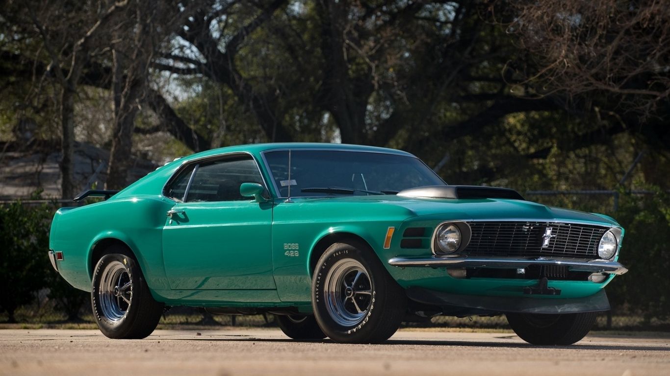 Download wallpaper 1366x768 boss, tanks, classic, ford, mustang