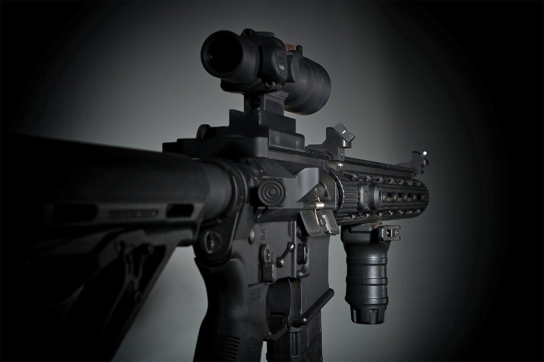 Assault Rifle HD Wallpaper and Background Image