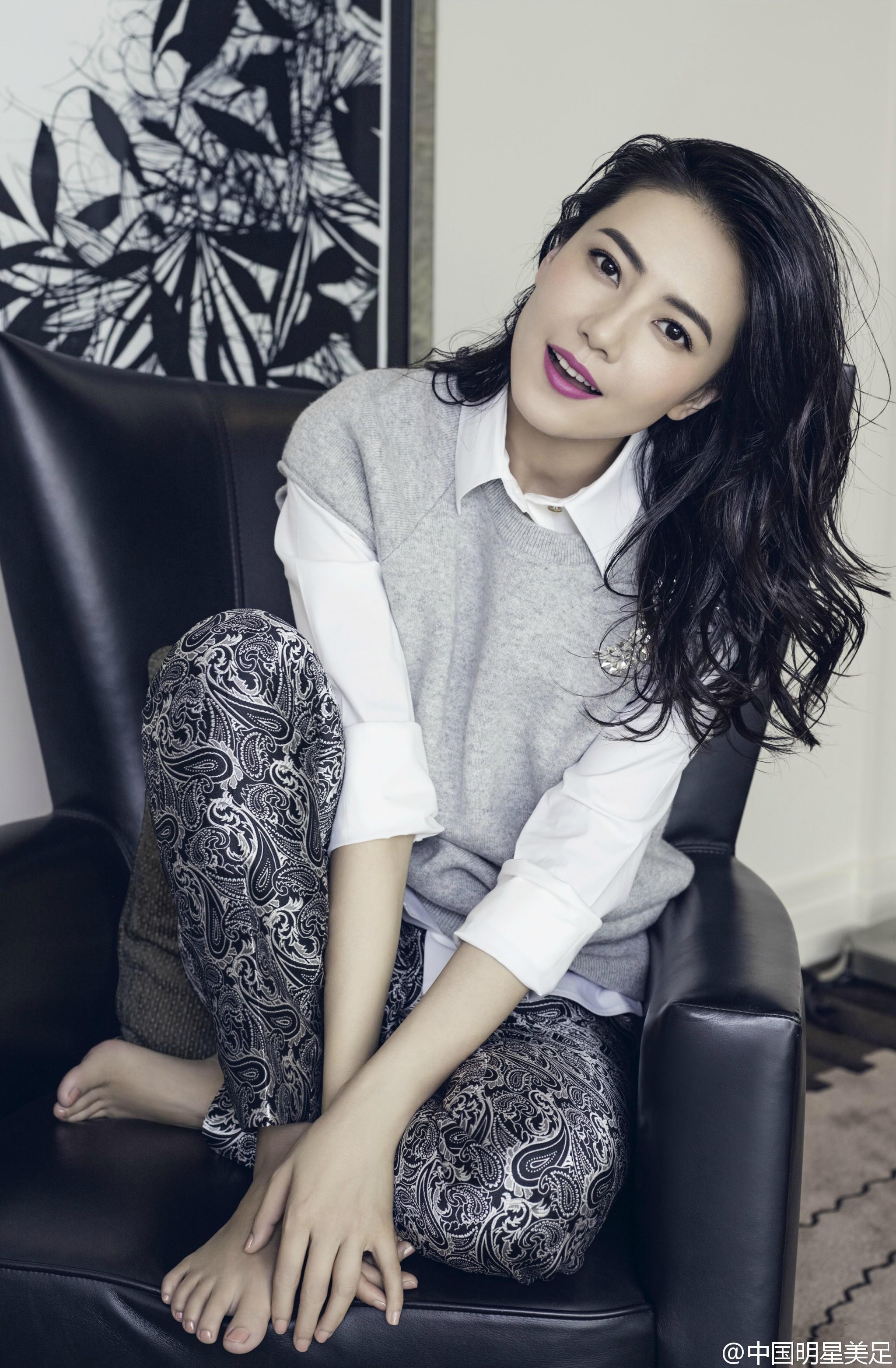 Yuanyuan Gao's Feet << wikiFeet