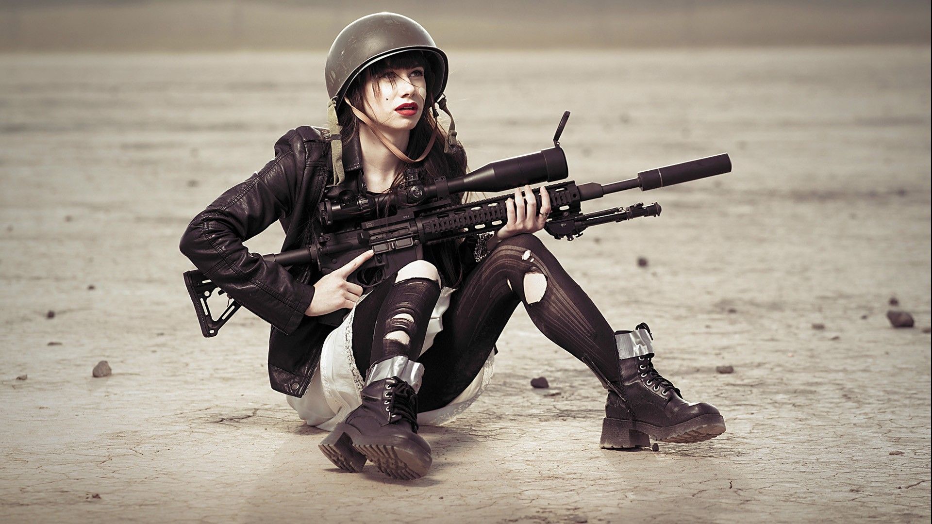women, guns, army, deserts, helmets, girl with gun wallpaper