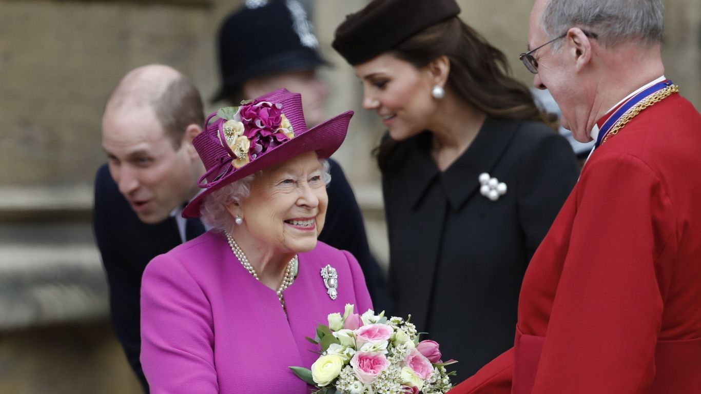 Free download Just 16 Photo of the Royal Family Celebrating