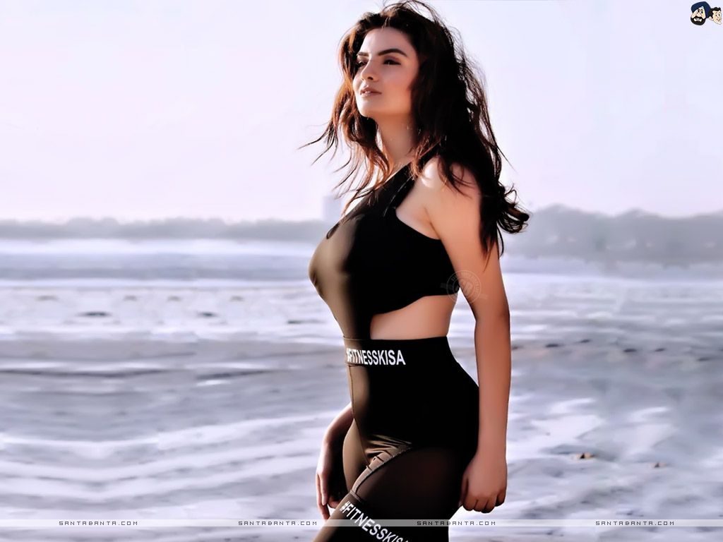 Hot Bollywood Heroines & Actresses HD Wallpaper I Indian Models