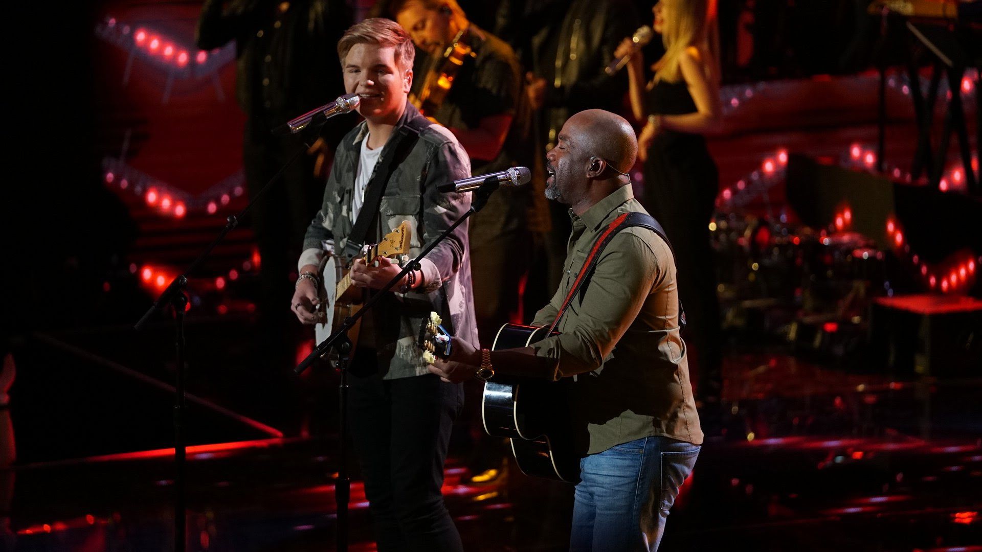 Darius Rucker Rocks Wagon Wheel on Amerian Idol