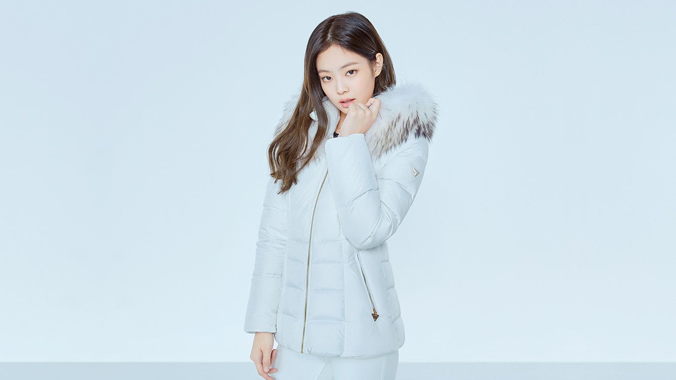Kpop Jennie Solo Winter Music Girl Wallpaper