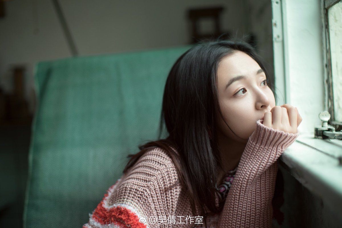 wu qian 吴倩 Qian's weibo update - “Come, change
