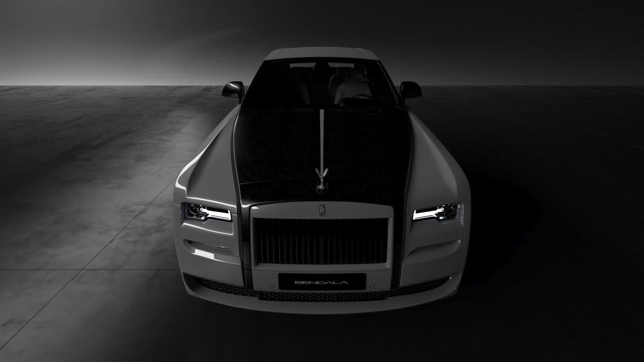 Tuner Gives Rolls Royce Models Forged Carbon Fiber, An Industry First