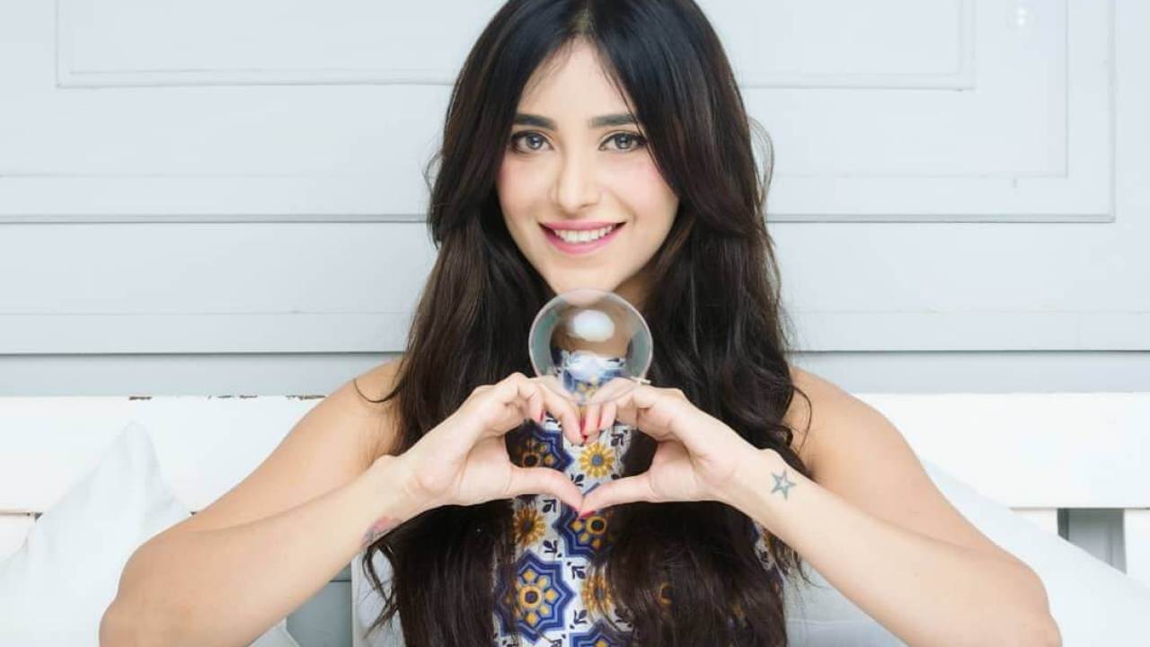 Angela Krislinzki Wiki, Biography, Age, Movies, Family, Image