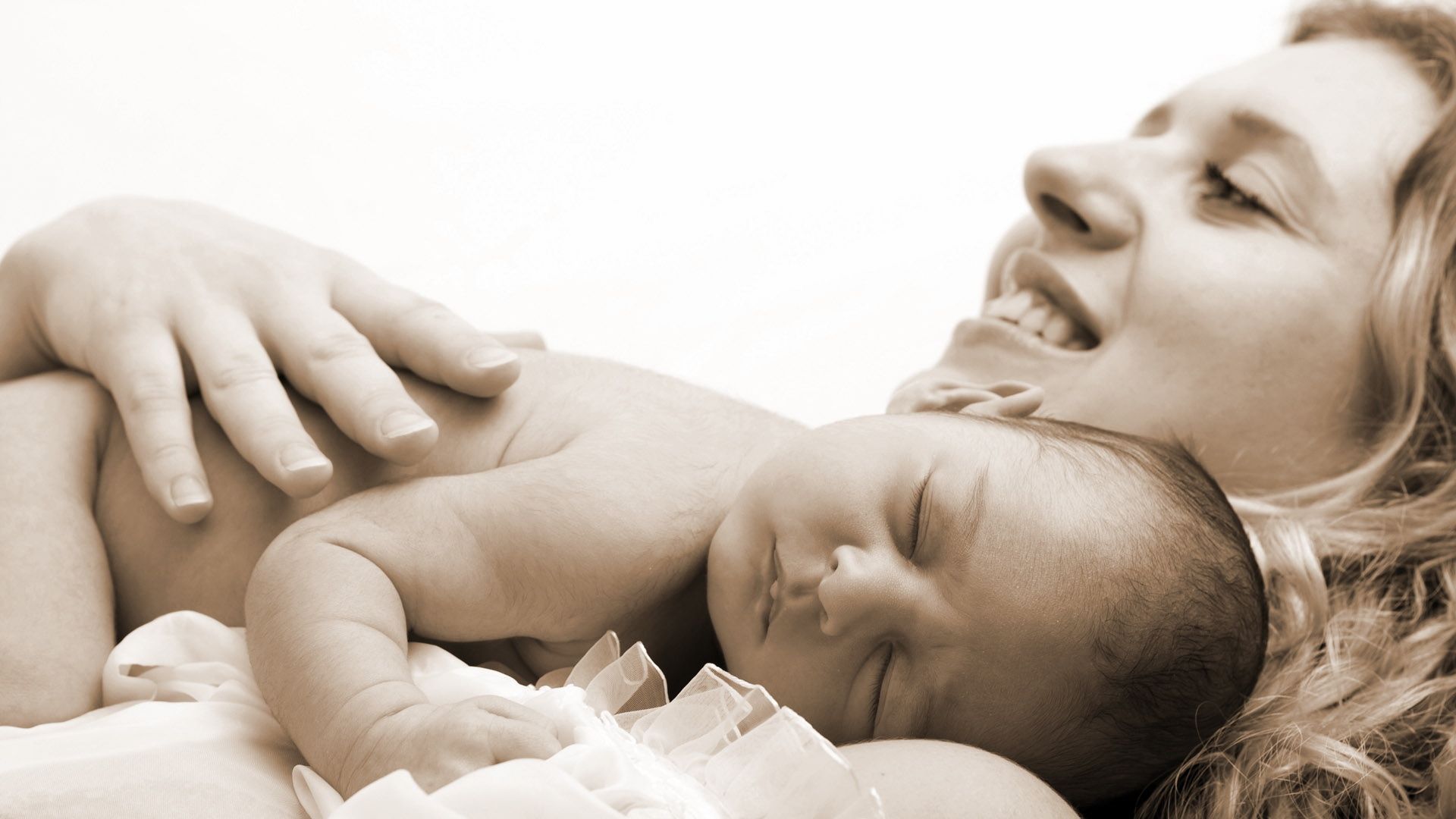 Download Wallpaper Mother, Child, Happy, Smile Full Baby