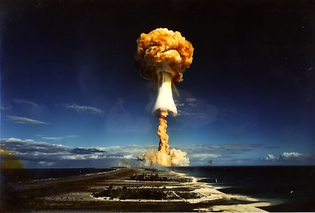 Very Cool Nuclear Explosion Pics Wallpaper. Nuclear bomb