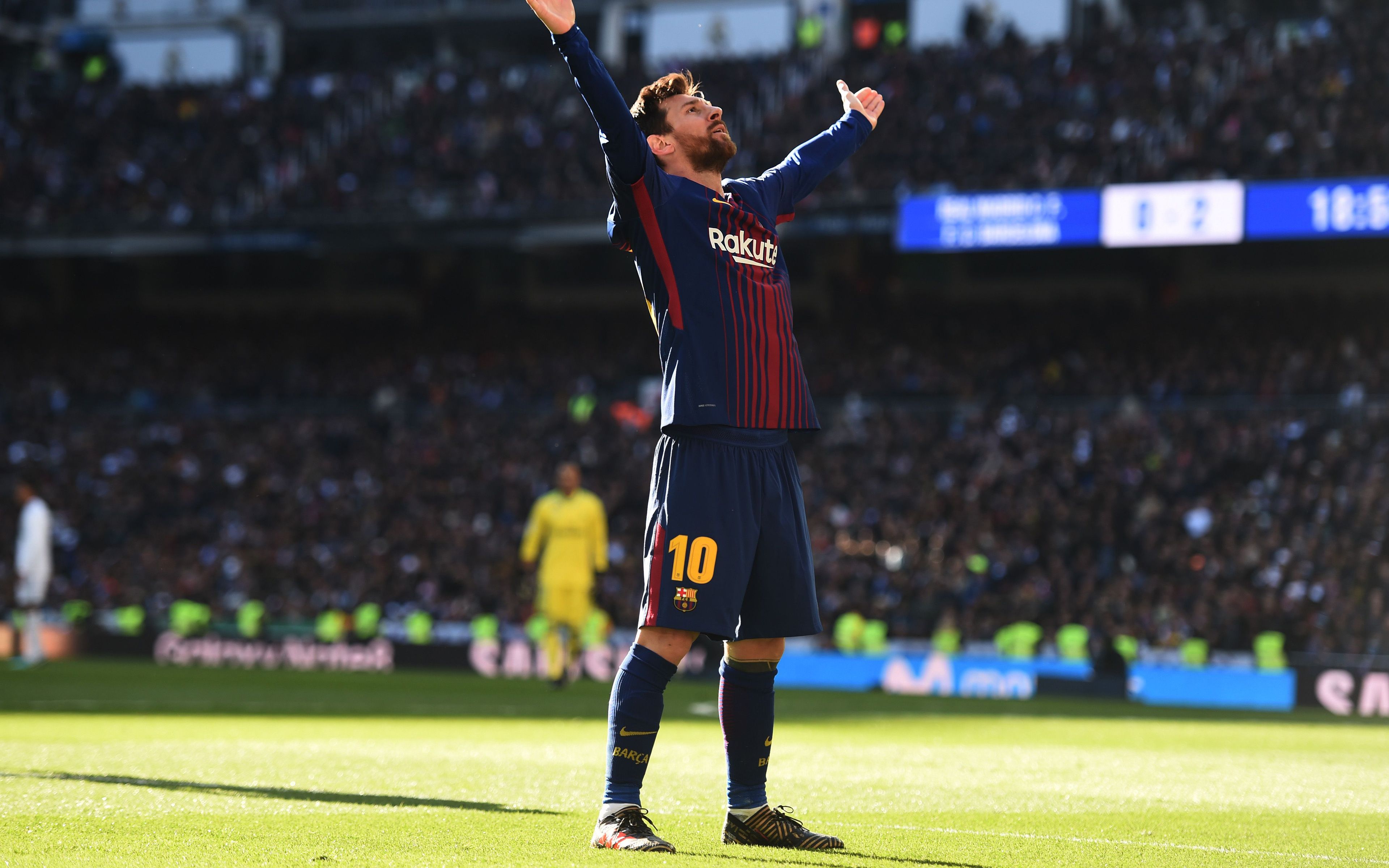 Ảnh nền Messi sẽ khiến bạn cảm thấy như đang ở đẳng cấp số một. Không chỉ là một ngôi sao bóng đá xuất sắc, Messi còn là một biểu tượng thể thao trên toàn cầu. Hãy xem ảnh đẹp này để cùng hưởng thụ tài năng của anh ấy.