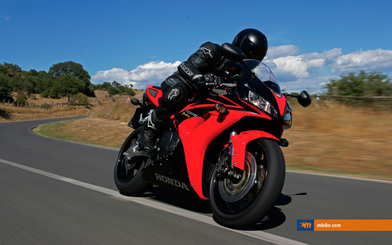 Honda CBR 1000 RR (Fireblade) Wallpaper