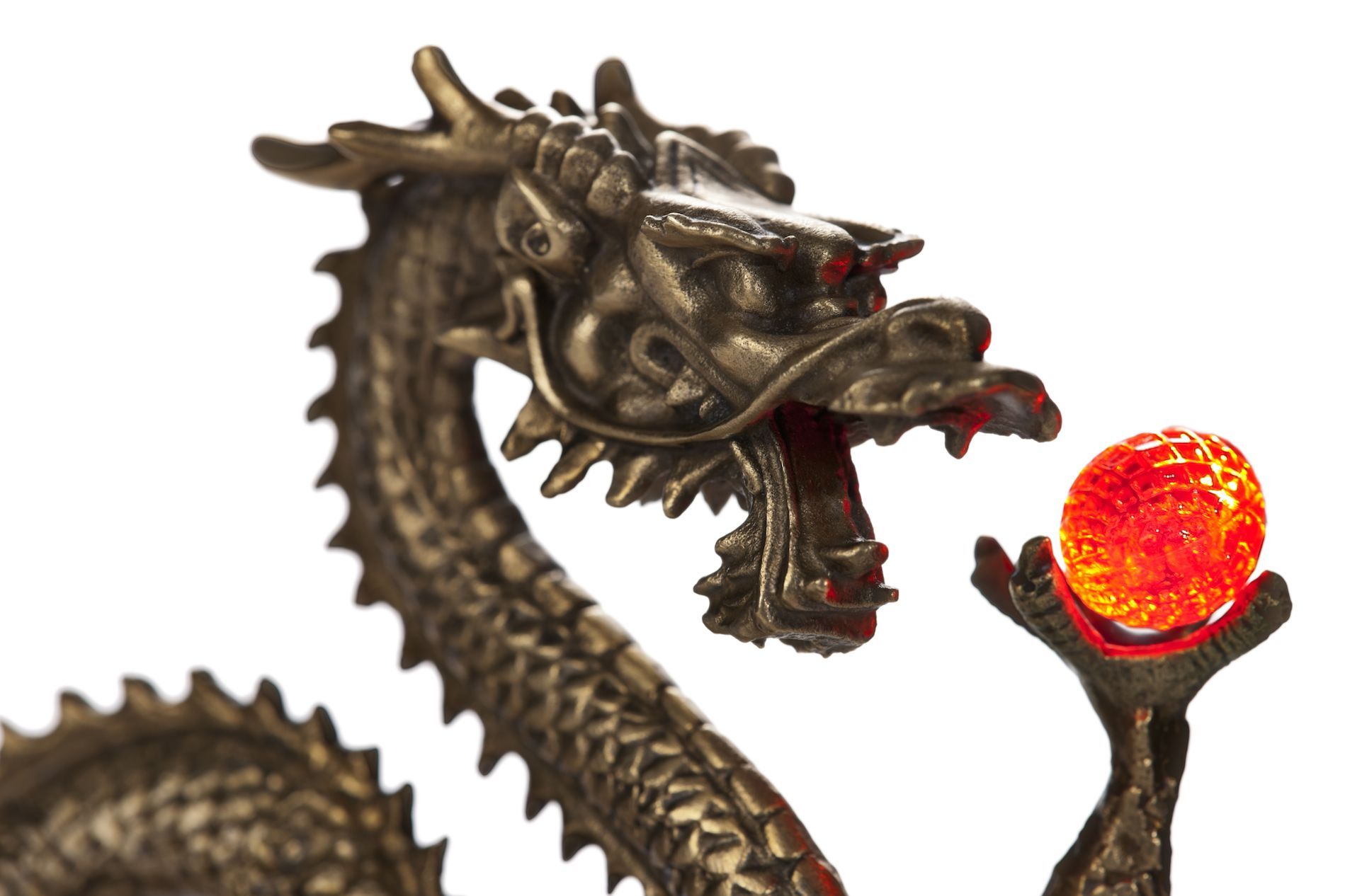 How to Use the Feng Shui Dragon Symbol in Your Home