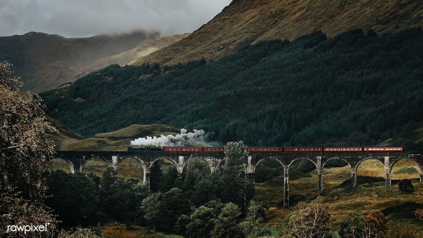 Train on the Glenfinnan Viaduct, Scotland. free image