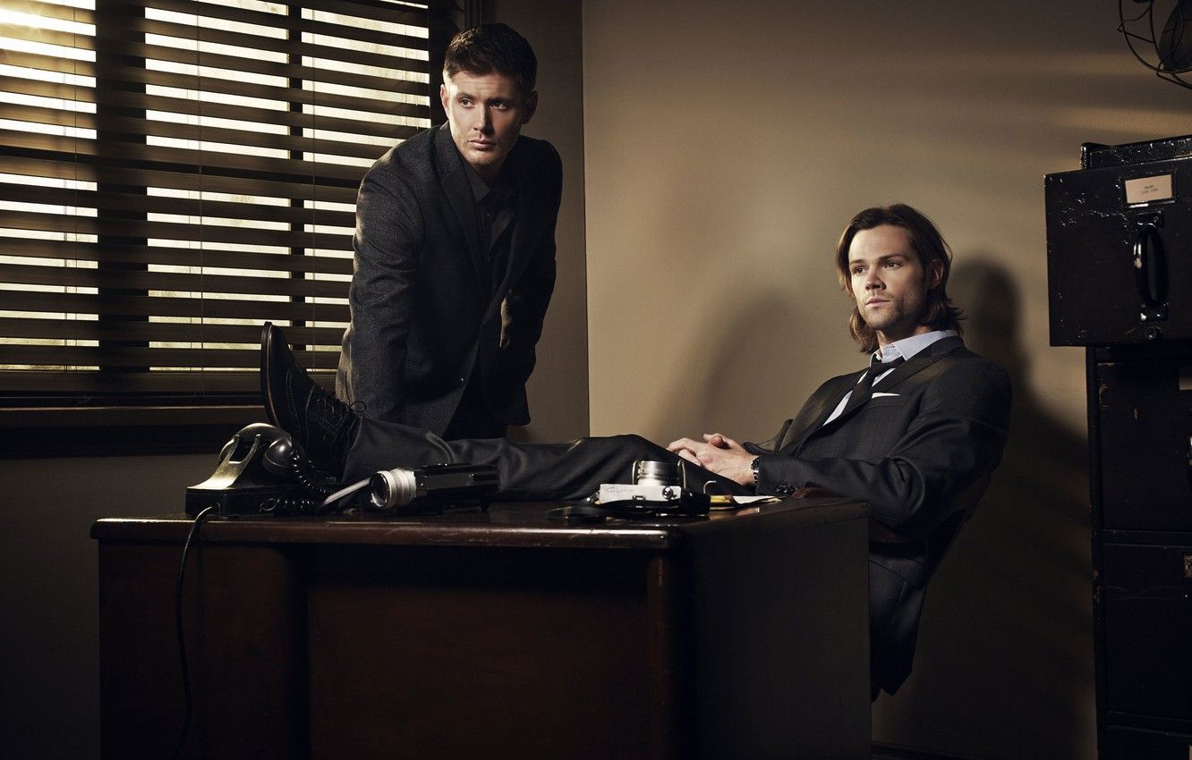 Wallpaper table, actors, Dean, men, Supernatural, Jensen Ackles