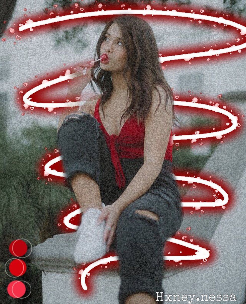 Nessa Barrett Wallpapers - Wallpaper Cave