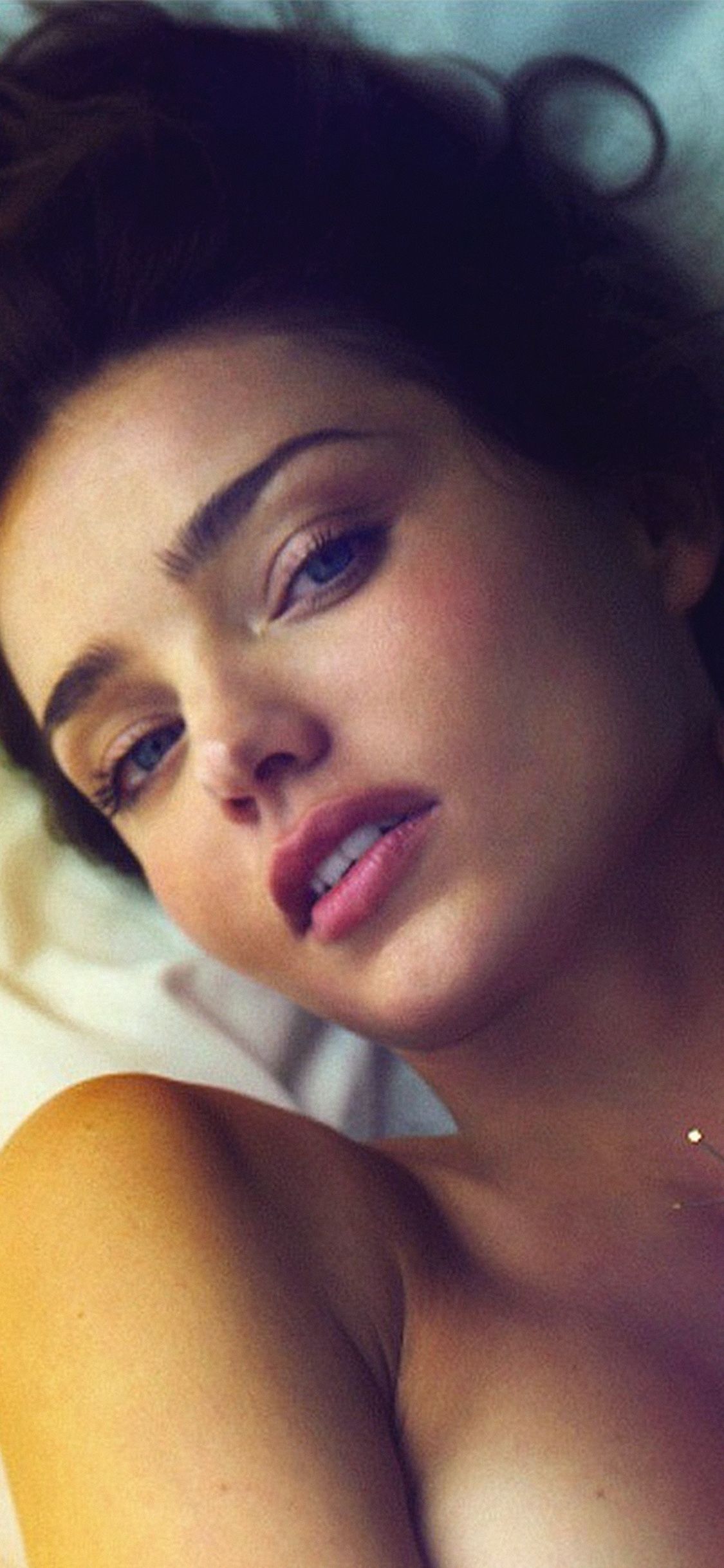 Miranda Kerr Bed Model Celebrity Woman Wallpaper