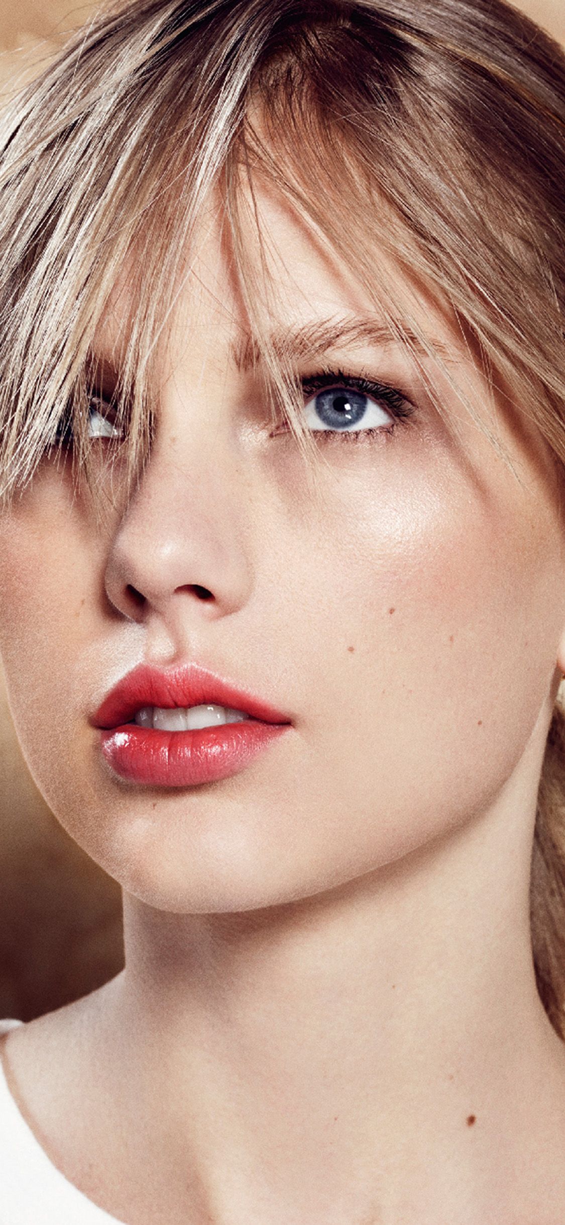 Taylor Swift Face Girl Music Artist