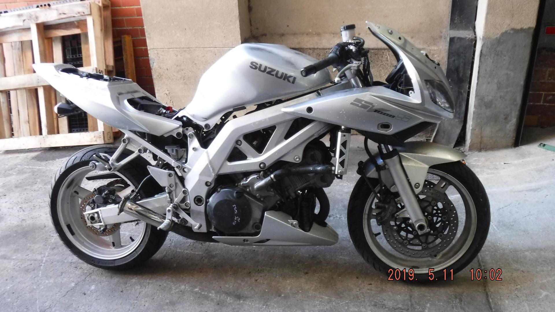 Suzuki Sv1000