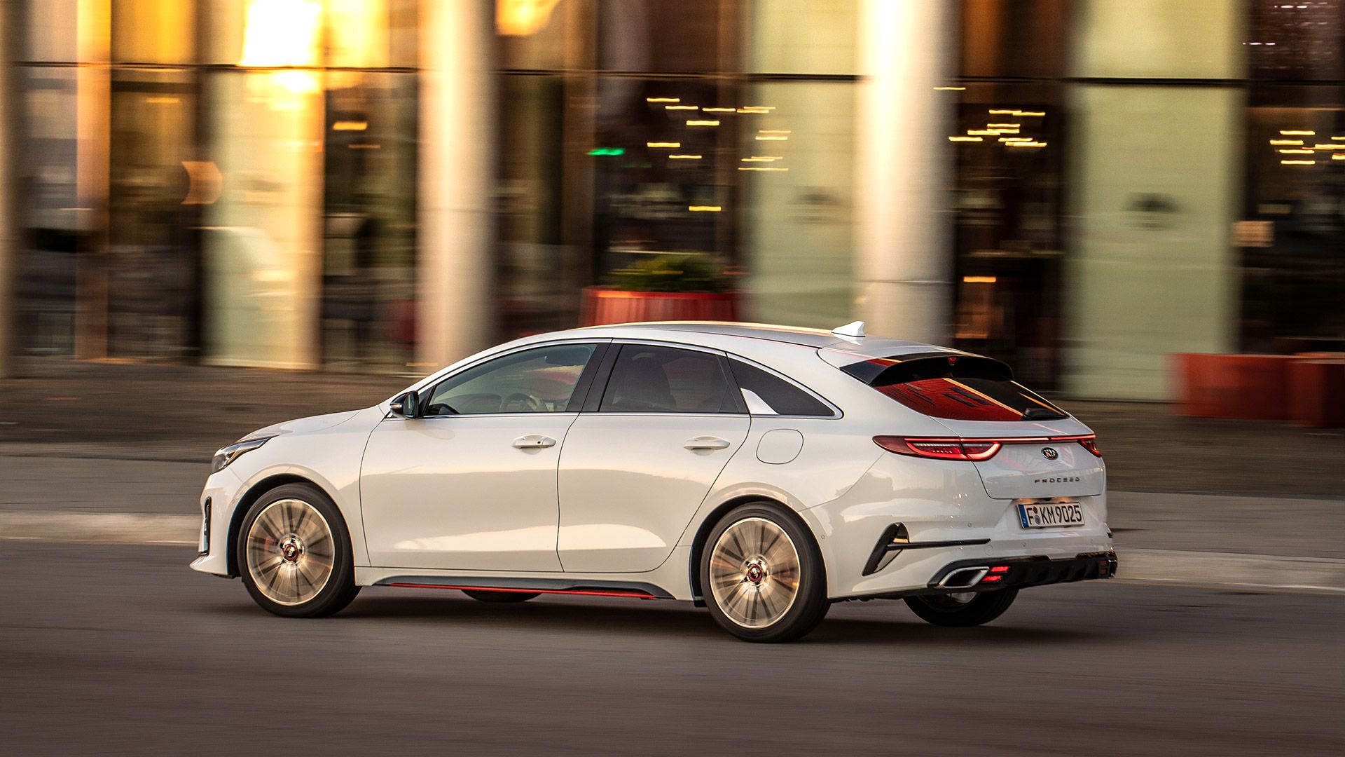 Kia proceed 2021