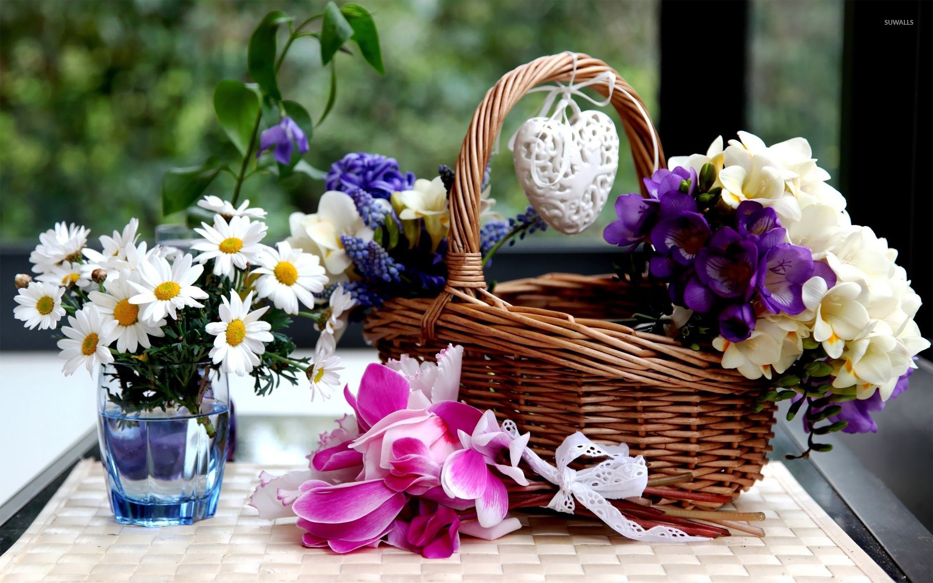 Flower basket wallpaper