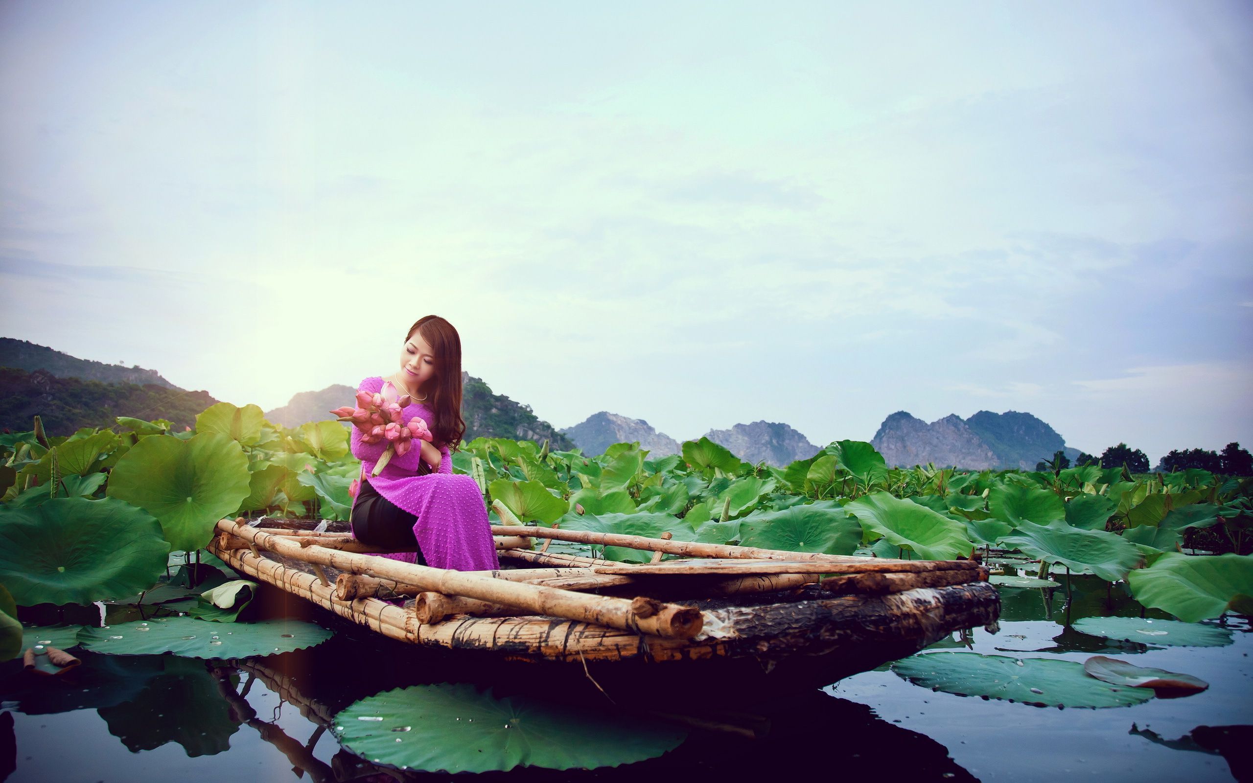Boat, jpeg v.6.3 wallpaper
